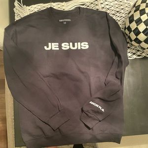 New DeuxMoi Medium Je Suis Sweatshirt